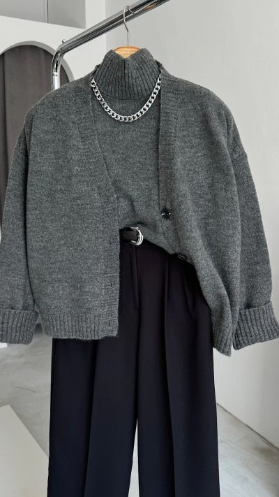 Gray Undershirt Knitwear and Cardigan