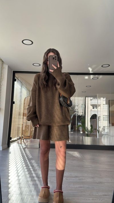 Brown Crew Neck Skirted Knitwear Suit