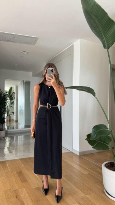 Mila Waist Buckle And Cleavage Dress - Black